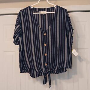 3/$18 - Universal Thread Blue/Gray Short Sleeve Top Size XL